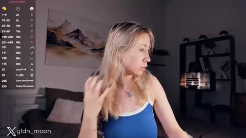 Snapshot of _golden_moon_ chatting on 19, 2, 2025 Rina online show from 19, 2, 2025