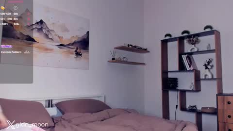 Snapshot of _golden_moon_ chatting on 9, 3, 2025 Rina online show from 9, 3, 2025
