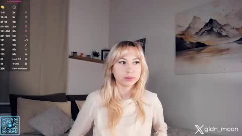 Snapshot of _golden_moon_ chatting on 16, 11, 2025 Rina online show from 16, 11, 2025