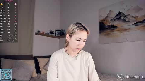 Snapshot of _golden_moon_ chatting on 21, 11, 2025 Rina online show from 21, 11, 2025