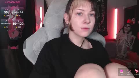 Snapshot of _gummybears_ chatting on 7, 11, 2025 Tori online show from 7, 11, 2025