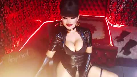 Snapshot of _hailyourqueenx chatting on 26, 12, 2024 GoDDess Chloe online show from 26, 12, 2024