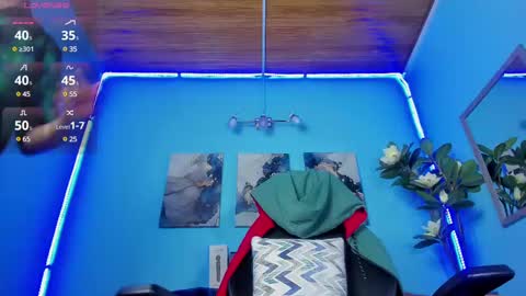 Mathews online show from 5, 3, 2025