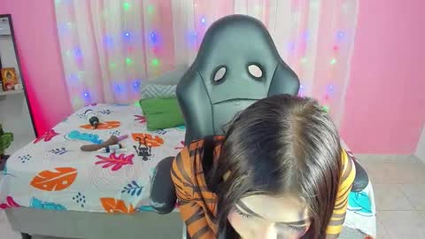 Snapshot of _hannamichell_ chatting on 1, 10, 2025 hanna online show from 1, 10, 2025