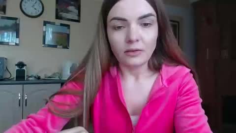 Snapshot of _hidden_frommymoom_ chatting on 22, 2, 2025 Criss4u online show from 22, 2, 2025