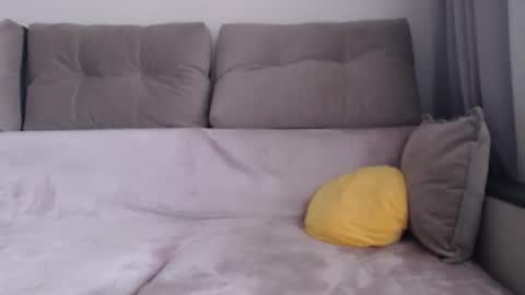 Snapshot of _hidden_frommymoom_ chatting on 4, 4, 2026 Criss4u online show from 4, 4, 2026