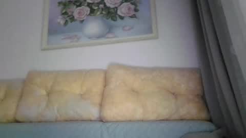 Snapshot of _hidden_frommymoom_ chatting on 14, 7, 2026 Criss4u online show from 14, 7, 2026