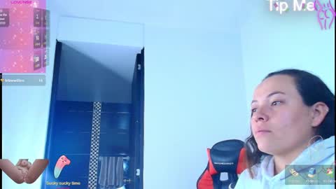 Snapshot of _honey1_ chatting on 24, 9, 2025 Honey online show from 24, 9, 2025