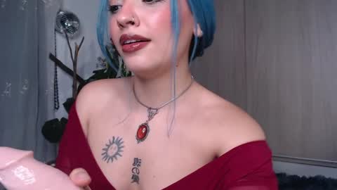 Jenn  online show from 17, 4, 2026