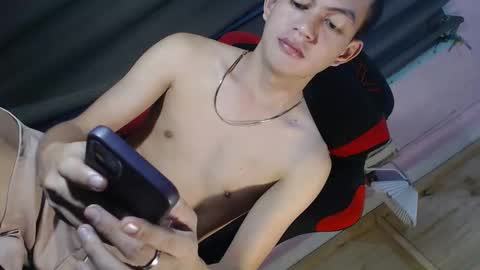 Snapshot of _hungry_cock_ chatting on 5, 4, 2026 AUSTINE online show from 5, 4, 2026