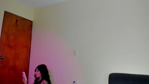 Isabella online show from 23, 10, 2025