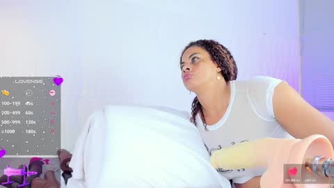 _jasminnee_ online show from 16, 1, 2025