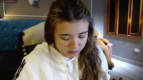 Snapshot of _jeessy chatting on 23, 9, 2025 _jeessy online show from 23, 9, 2025