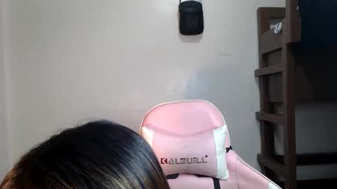 Snapshot of _jennn chatting on 10, 6, 2026 Jen online show from 10, 6, 2026