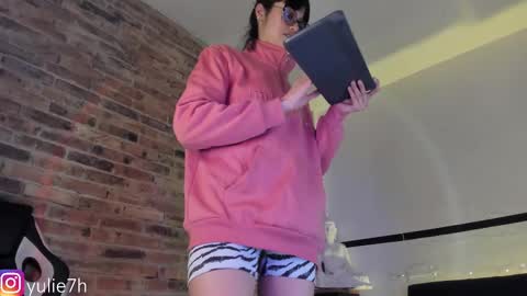  ...  online show from 8, 3, 2025