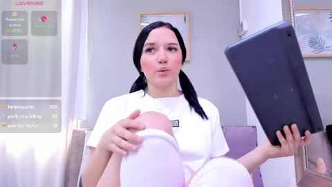 Snapshot of _jireh33_ chatting on 27, 4, 2026 online show from 27, 4, 2026