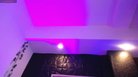 Snapshot of _johana18 chatting on 24, 12, 2024 Mia online show from 24, 12, 2024