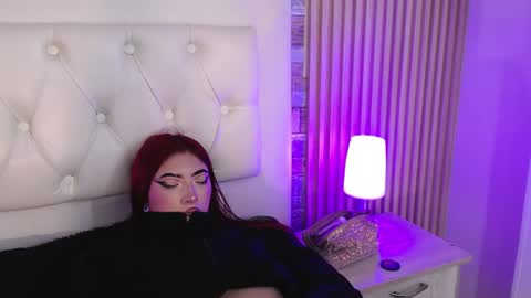 Snapshot of _johana18 chatting on 4, 1, 2025 Mia online show from 4, 1, 2025