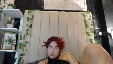 Snapshot of _johana18 chatting on 28, 2, 2025 Mia online show from 28, 2, 2025