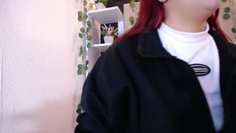 Snapshot of _johana18 chatting on 6, 3, 2025 Mia online show from 6, 3, 2025