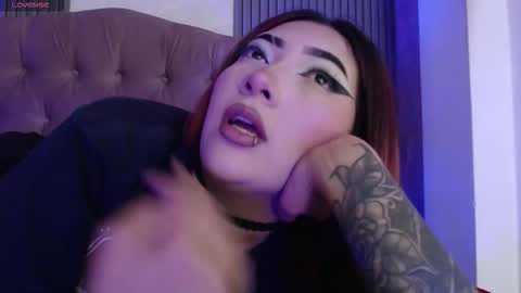 Snapshot of _johana18 chatting on 20, 11, 2025 Mia online show from 20, 11, 2025