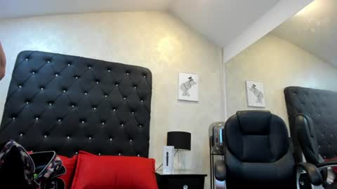 Snapshot of _johnson_alana chatting on 8, 7, 2026 _johnson_alana online show from 8, 7, 2026