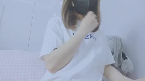 Snapshot of _joly_ chatting on 13, 9, 2025 Joly online show from 13, 9, 2025