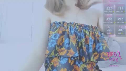 Snapshot of _joly_ chatting on 1, 10, 2025 Joly online show from 1, 10, 2025