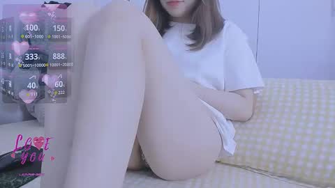 Snapshot of _joly_ chatting on 18, 10, 2025 Joly online show from 18, 10, 2025