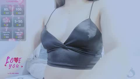 Snapshot of _joly_ chatting on 30, 10, 2025 Joly online show from 30, 10, 2025