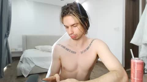Snapshot of _just_funk_ chatting on 22, 7, 2026 My song - online show from 22, 7, 2026