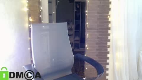  karolina online show from 9, 4, 2026