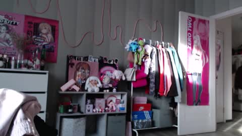 katemiller online show from 14, 2, 2026