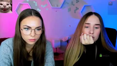 Snapshot of _kellykitten_ chatting on 2, 12, 2025 _kellykitten_ online show from 2, 12, 2025