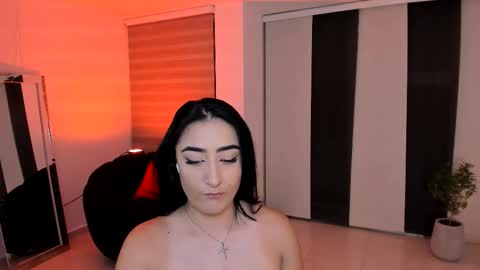 Kendra online show from 1, 12, 2025