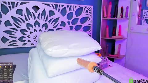 _kheissy_ online show from 7, 12, 2024