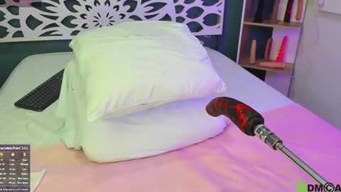 _kheissy_ online show from 13, 12, 2024