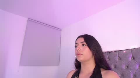 _kimtorres_ online show from 15, 12, 2024