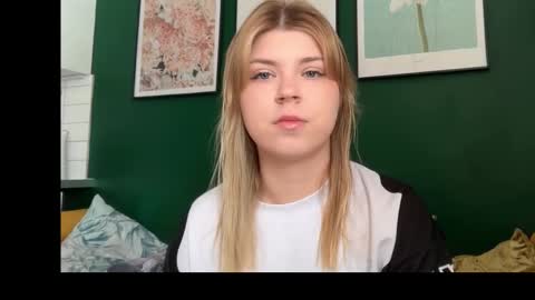 Molly   Emily online show from 27, 3, 2026