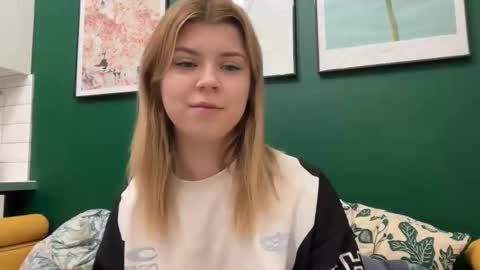 Molly   Emily online show from 29, 3, 2026