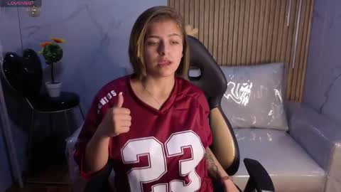 _kitten_1 online show from 14, 4, 2026