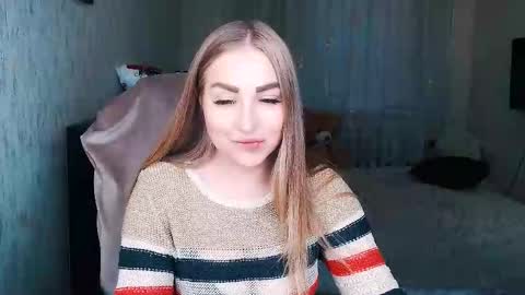 Snapshot of _kittyboo chatting on 21, 12, 2025 Aleksa online show from 21, 12, 2025