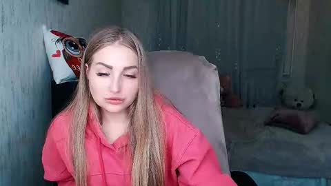 Snapshot of _kittyboo chatting on 5, 1, 2026 Aleksa online show from 5, 1, 2026