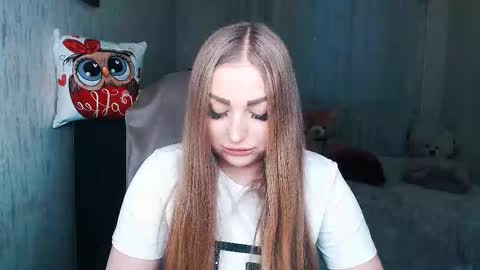 Snapshot of _kittyboo chatting on 12, 1, 2026 Aleksa online show from 12, 1, 2026