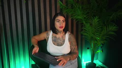 Snapshot of _kleo_ chatting on 25, 2, 2025 online show from 25, 2, 2025