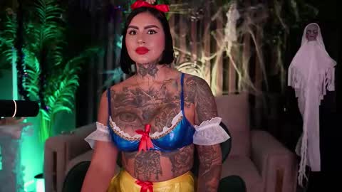 Snapshot of _kleo_ chatting on 21, 10, 2025 online show from 21, 10, 2025