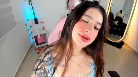 Kylie online show from 25, 2, 2025