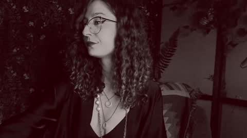 Lady Luna online show from 15, 12, 2024