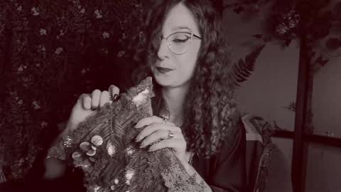 Lady Luna online show from 16, 12, 2024