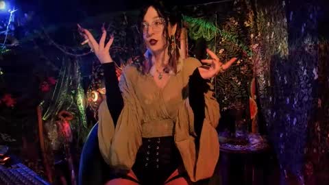 Lady Luna online show from 27, 11, 2025